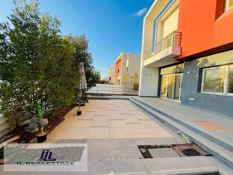 8 7008840a-b68c-4404-9ee2-e0f1e4599aa0. jpg