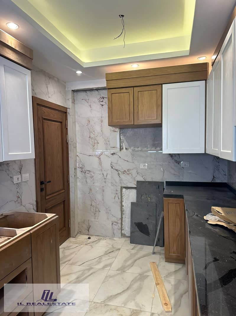 14 a82bb104-68b7-470d-8447-7e3155e0ece0. jpg