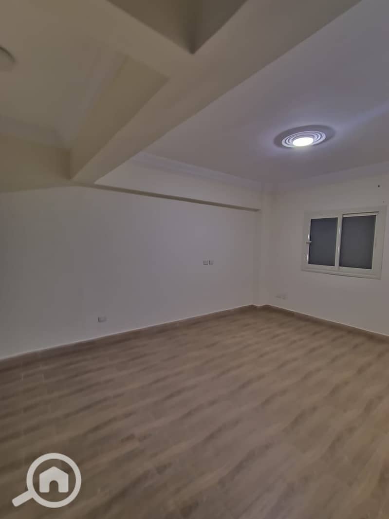 6 WhatsApp Image 2025-12-17 at 8.31. 59 PM (1). jpeg