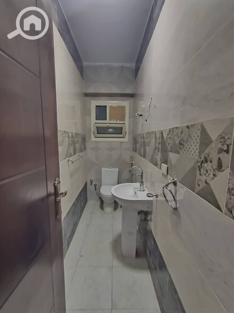 10 WhatsApp Image 2025-12-17 at 8.31. 58 PM (1). jpeg