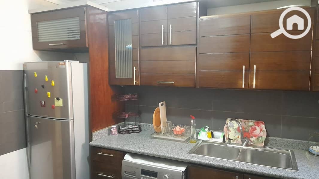 3 9f70b831-8e75-42ef-b908-16be2ad4eef5. jpg