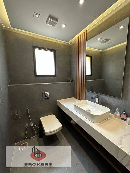 3 WhatsApp Image 2025-12-20 at 3.34. 31 PM (1). jpeg