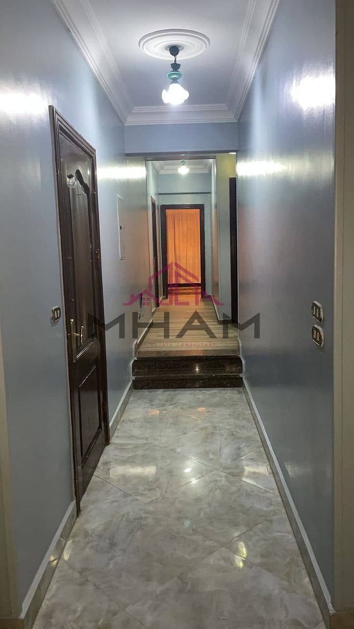 11 photo_5920500924939963500_y. jpg