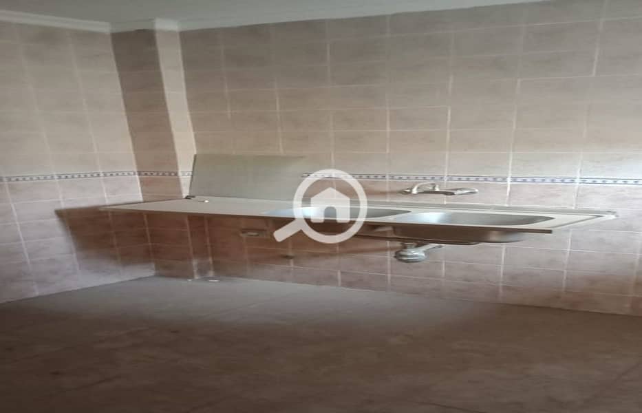 8 bcc427db-7155-4eef-bb69-d7c08215bf97. jpg