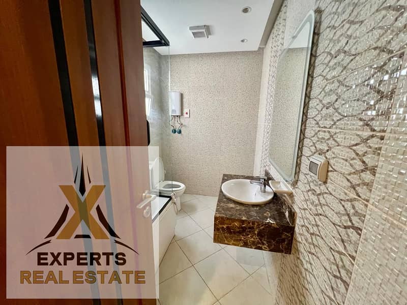 10 c0640022-9eaf-4af2-af8a-7de7138f96b2. jpeg