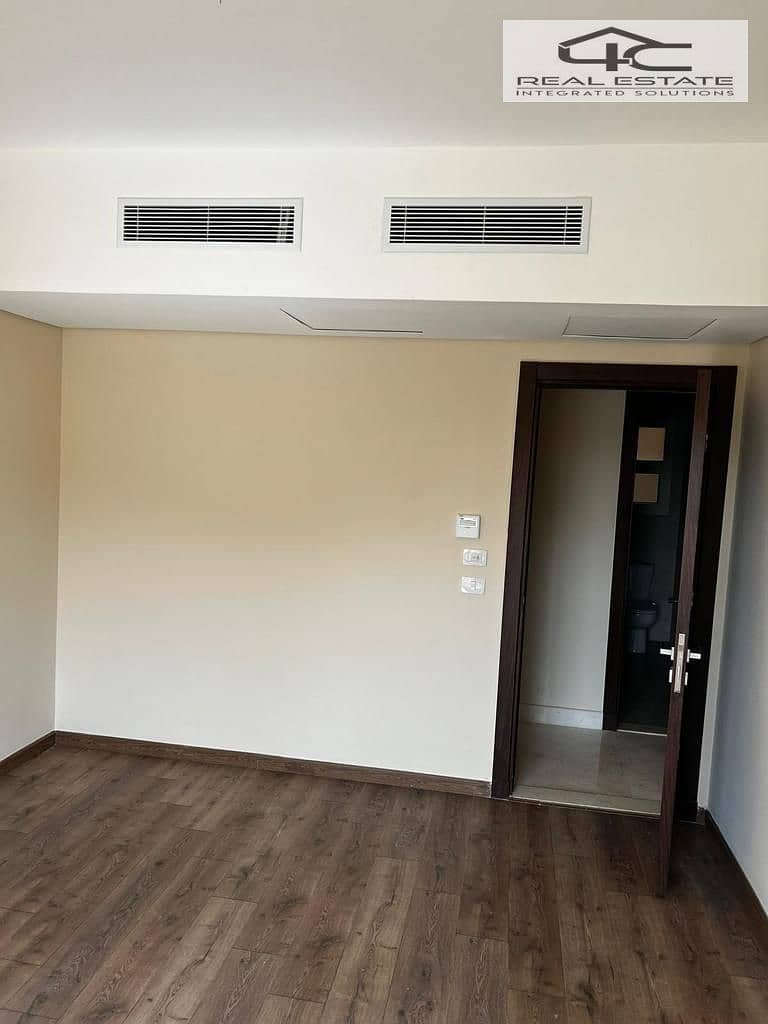 11 WhatsApp Image 2025-12-18 at 6.55. 00 PM (1). jpeg