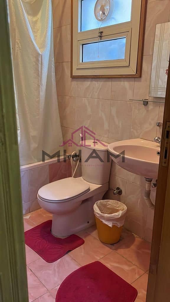 7 photo_5920500924939963415_y. jpg