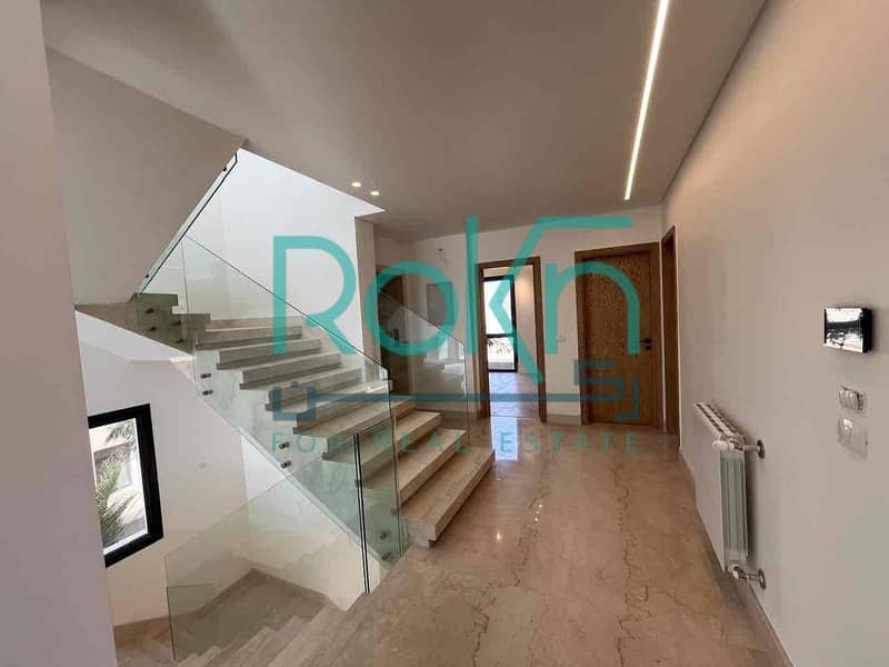 11 65e0ff24-ad6d-4c4b-a9f9-460cb9b9e10a. jpg