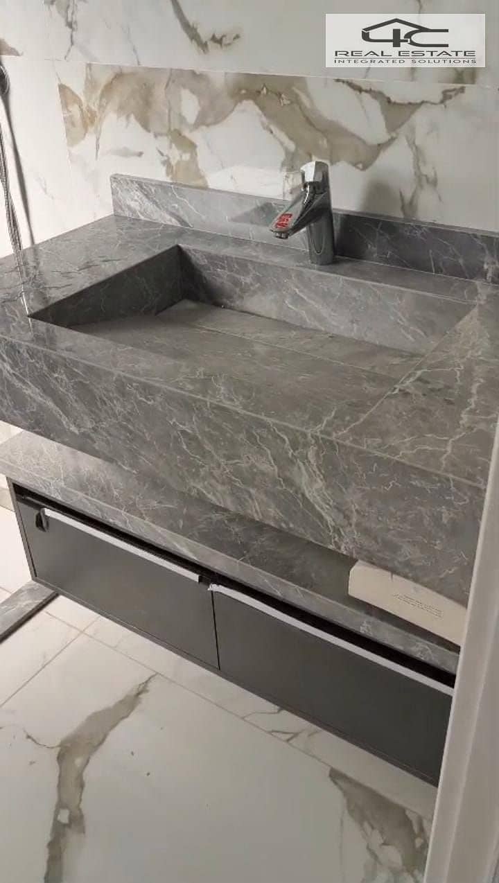 7 WhatsApp Image 2025-12-18 at 14.02. 29 (1). jpeg