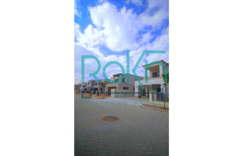 6 f6d52f86-99b3-45d9-a341-b49aaad41ff3. jpg