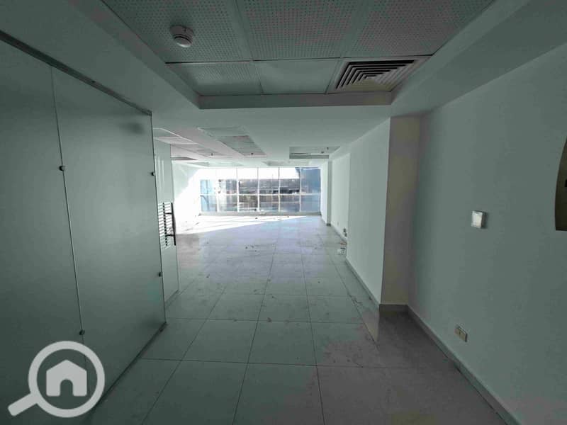 6 ٢٠٢٥١٢٢٠_١٥١٢٢٥. jpg