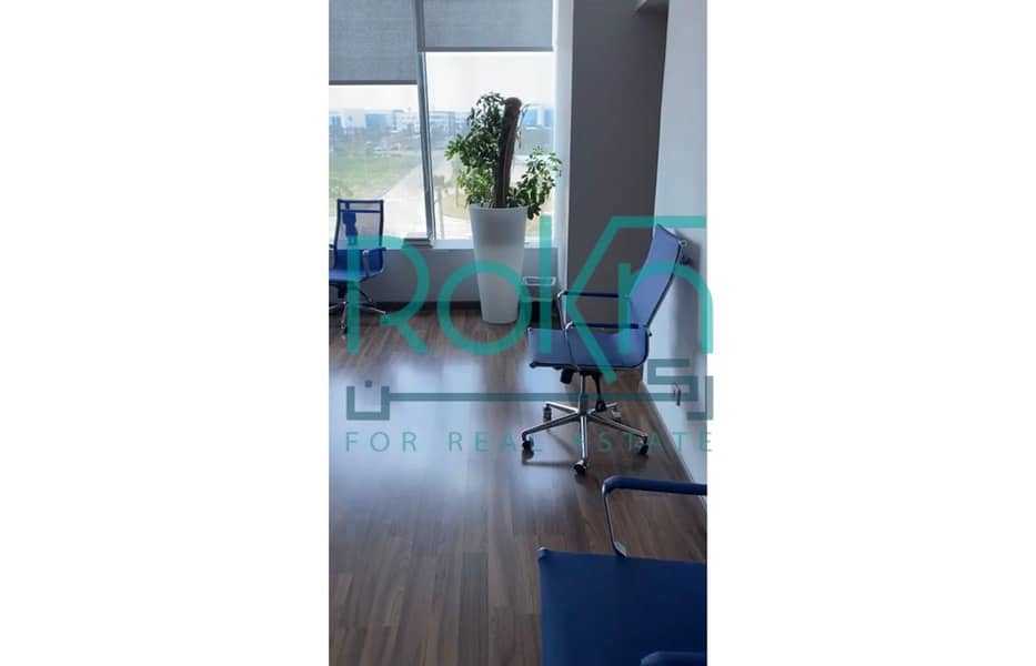 3 78a893b3-0eda-4e62-9870-81836a259607. jpg