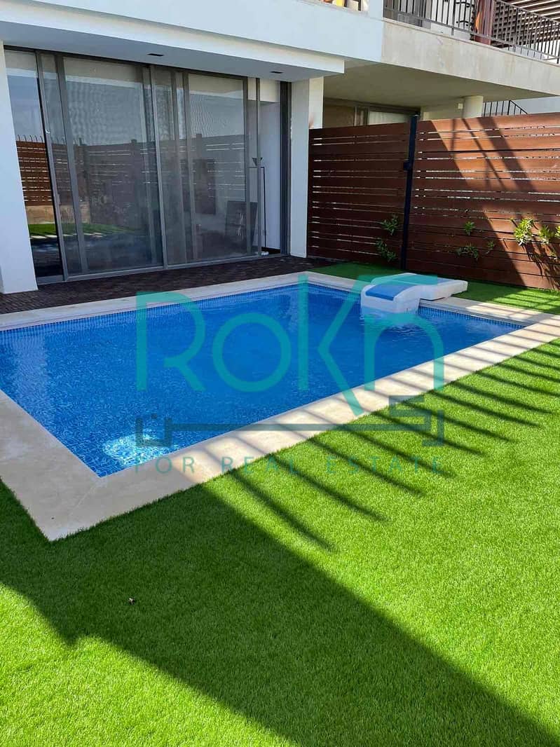 2 4dd309dc-1e75-4d88-9dad-14a53df2ebb6. jpg