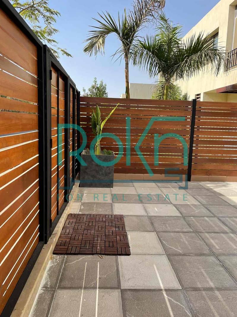 9 2e0b9dfb-0f7a-4b8b-9f1b-75cb47e698f0. jpg