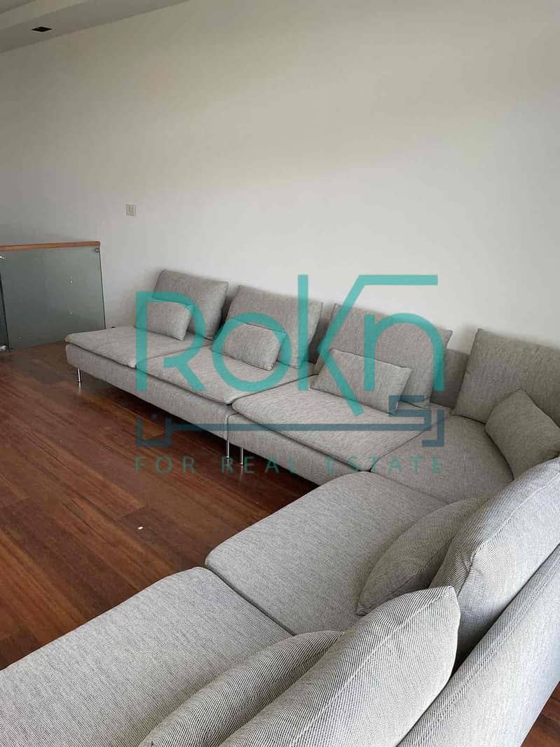 10 4843a4f7-1aa3-4fdf-a309-fd9728a11276. jpg