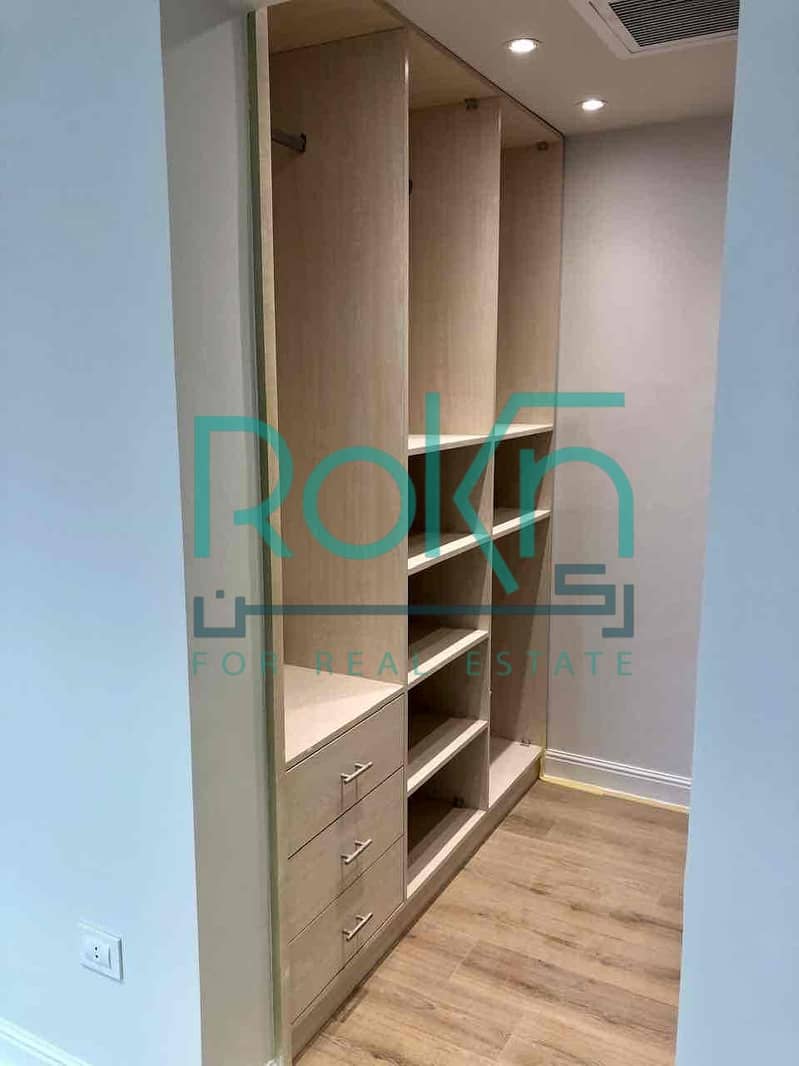 10 3be5c8a0-9f1e-4cd7-9178-f7135da86584. jpg