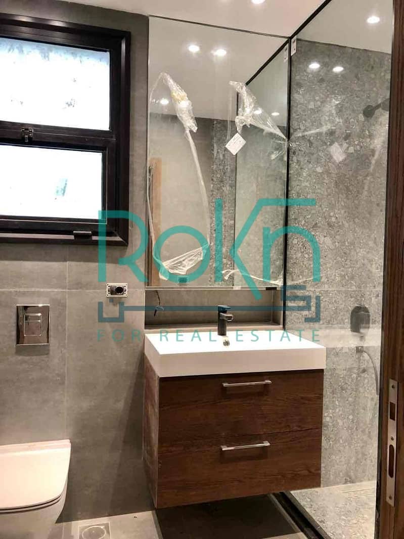 12 3559db0c-2136-4a99-89a9-1c9123739994. jpg