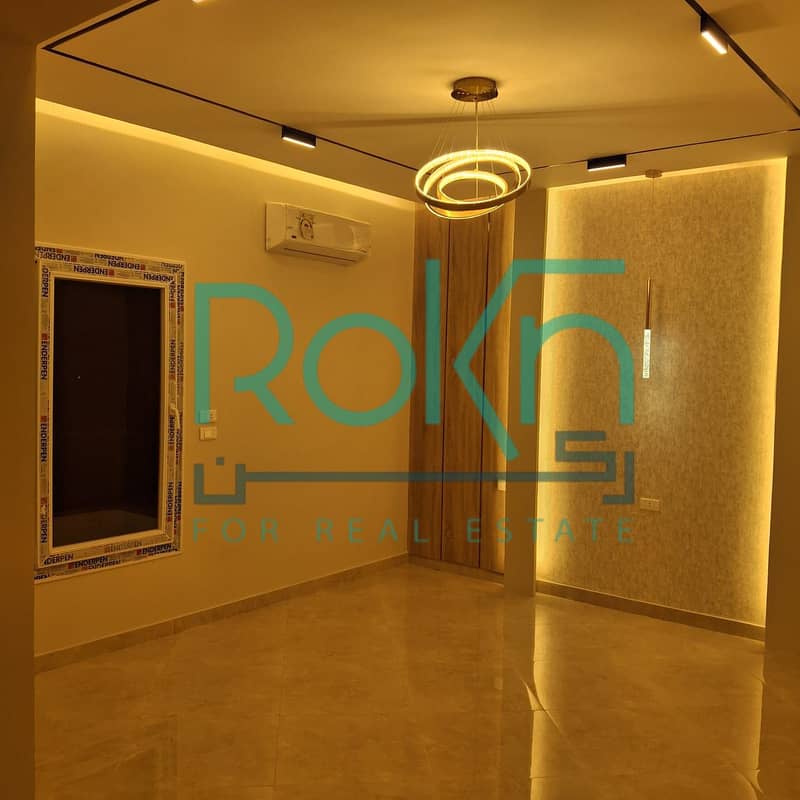 8 0ed40173-31ab-49f1-a3c8-60e46536d910. jpg