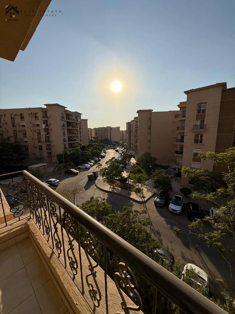 4 WhatsApp Image 2025-10-21 at 13.43. 26_c9a3fc86. jpg