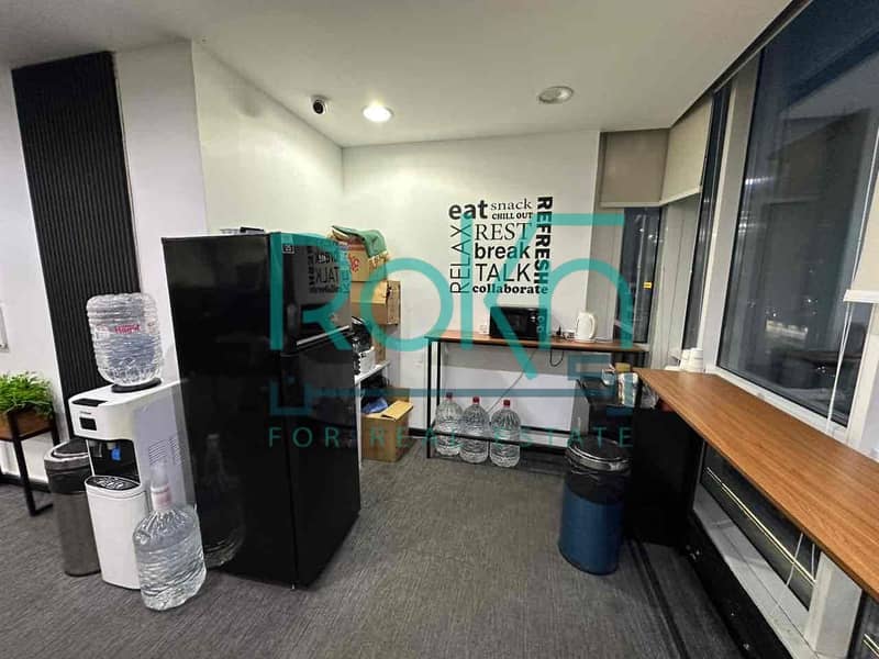 9 832447ba-999b-4a6e-903d-de3e933c9ada. jpg