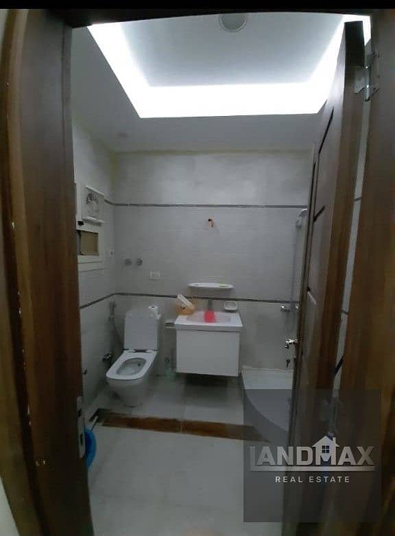 12 WhatsApp Image 2025-12-07 at 5.11. 17 PM (2). jpeg