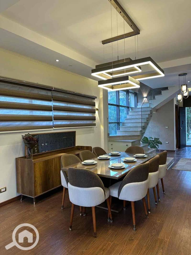 6 34f0eeff-a8ae-4521-b222-774168626f9e. jpg