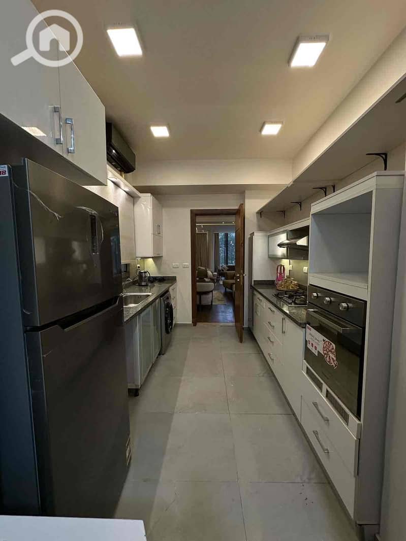 10 46b1915b-0900-438c-9217-a85b3186032e. jpg