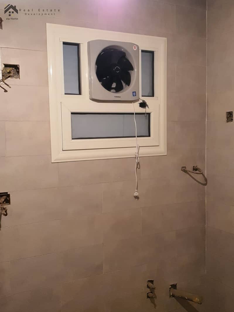 2 WhatsApp Image 2025-10-19 at 14.49. 07_223d98bd. jpg