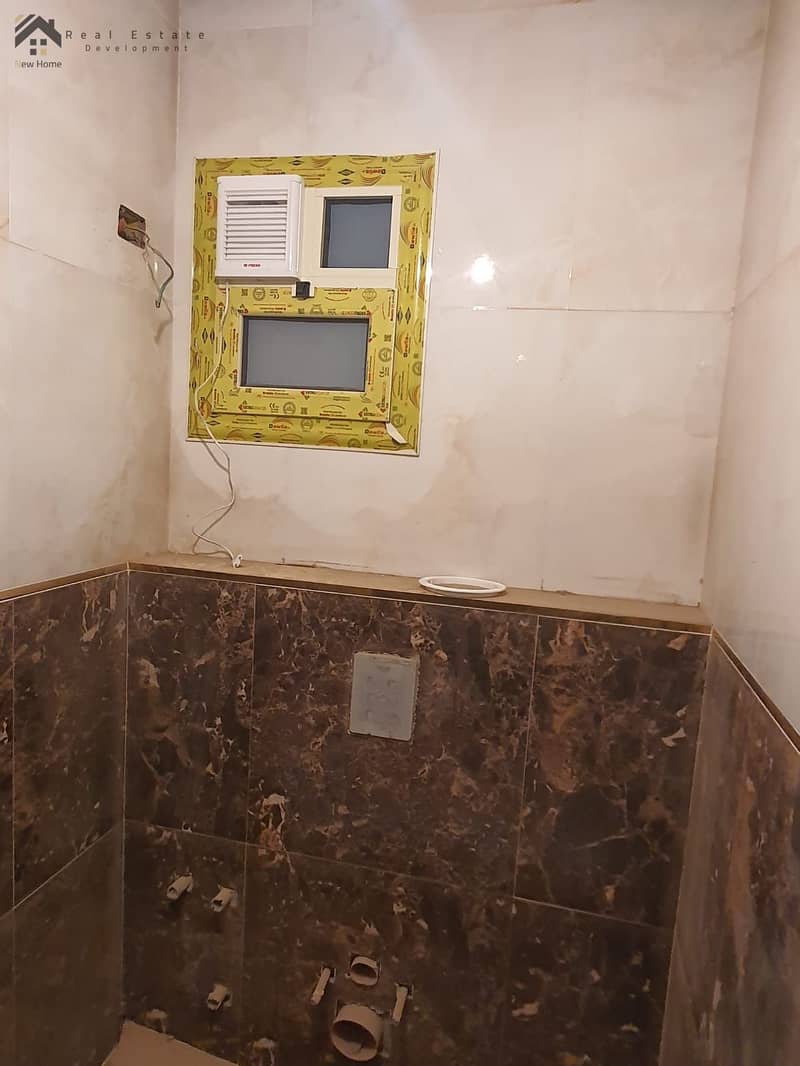 7 WhatsApp Image 2025-10-19 at 14.49. 08_54763259. jpg