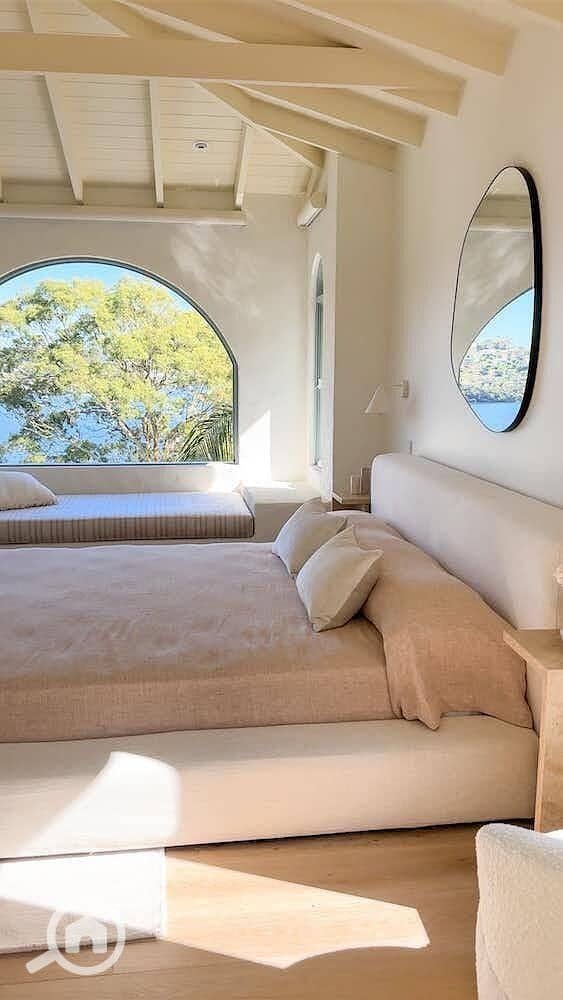 9 469647291_122140051838385302_8879242719538836619_n. jpg