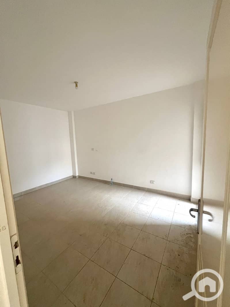 9 d3678955-9040-4cc8-aa66-c59ac3c6ea81. jpg