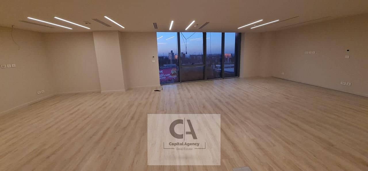 2 ec36532f-5ce8-471d-8600-aeae414a9dfe. jpg