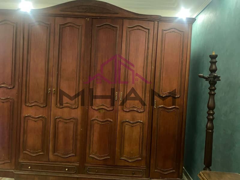 8 photo_5920244502507490265_y. jpg