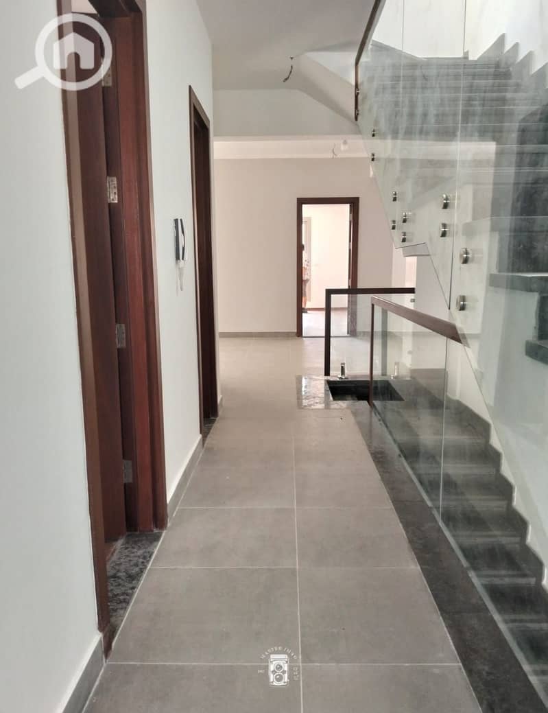 6 WhatsApp Image 2025-12-18 at 6.42. 16 PM (5). jpeg