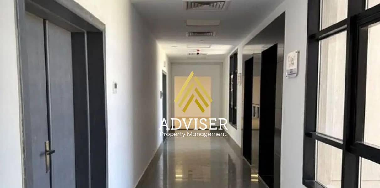 7 ready to move clinic finished عيادة متشطبة استلام فوري  (5). jpg