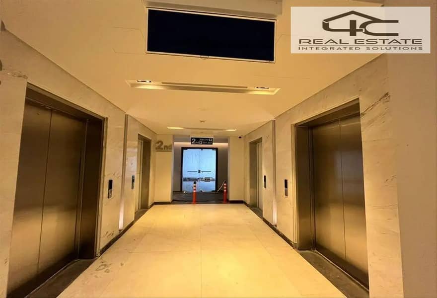 10 5845231-db771o. png