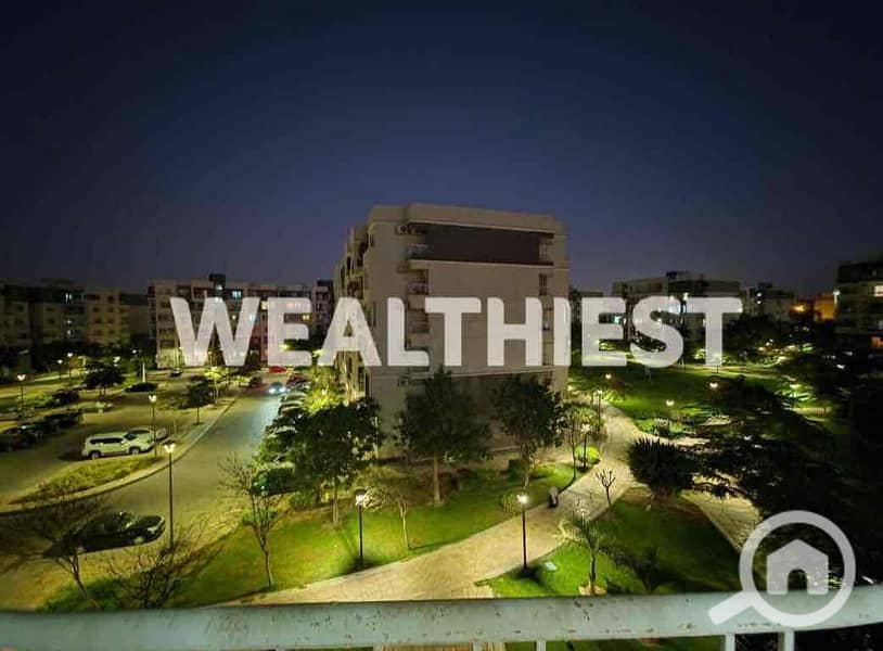 4 681fc0f2-f9e0-4d1e-beaa-3d16e6d75581. jpg