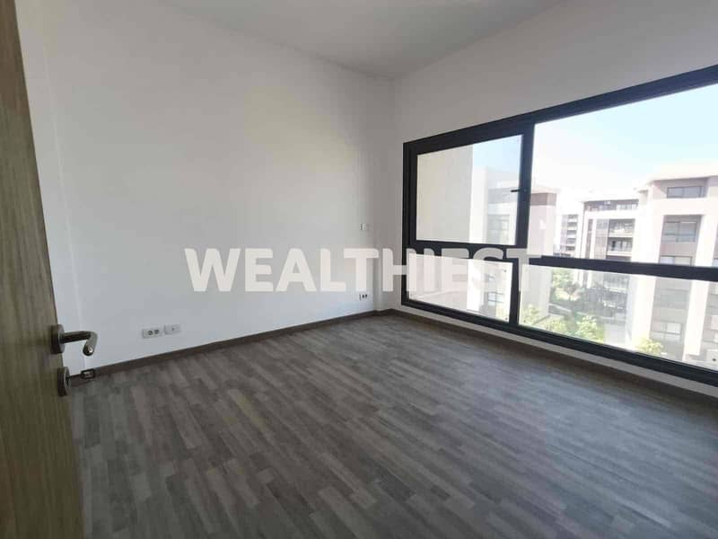 5 96ee716c-f0e0-44ba-b161-ae9bda60c444. jpg