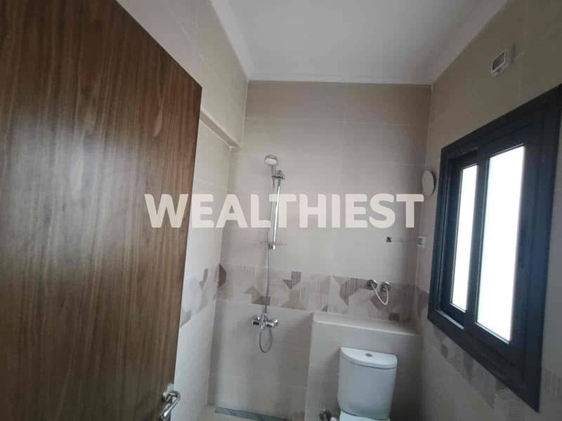 10 128162b4-3c59-418d-94a1-3af2d91fd3c7. jpg