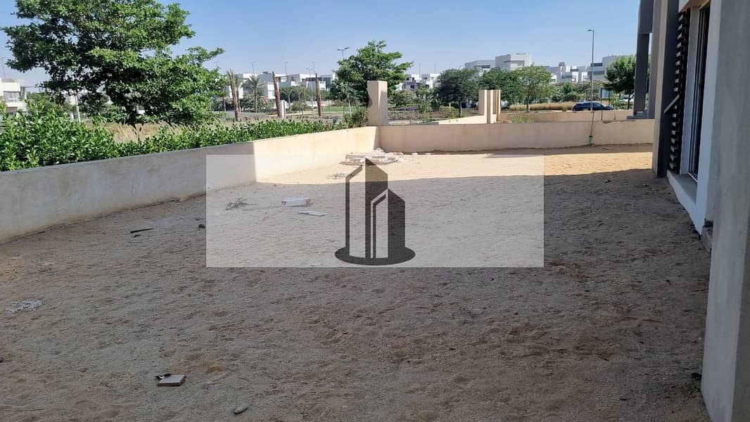 8 WhatsApp Image 2025-12-18 at 3.39. 25 PM (2). jpeg