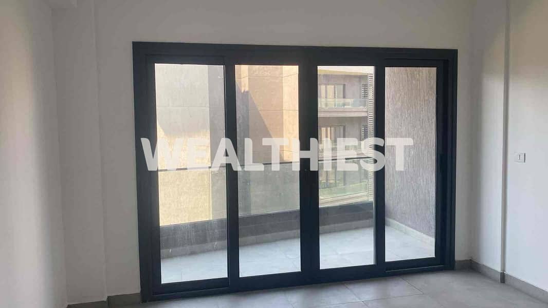 7 731302dd-47ff-4a85-b2ef-26565be291b0. jpg