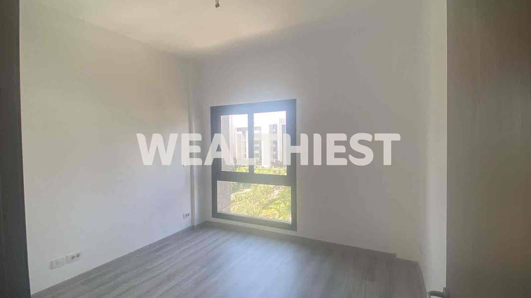 24 6c300f80-b818-423b-a1ab-3fbf658da3b8. jpg