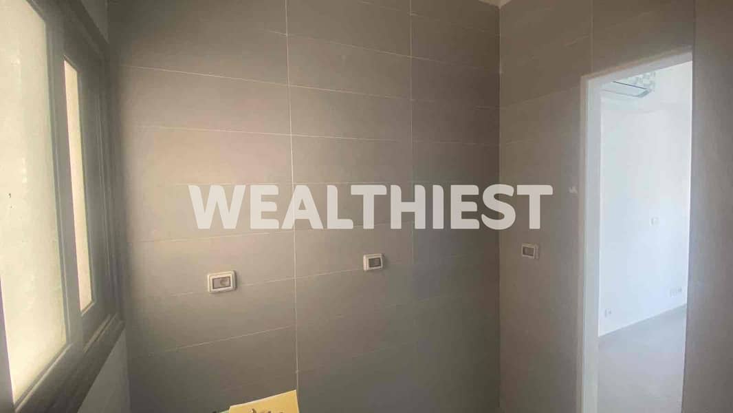 28 8c01b598-9afd-4561-a0d9-cb23aea9dd19. jpg