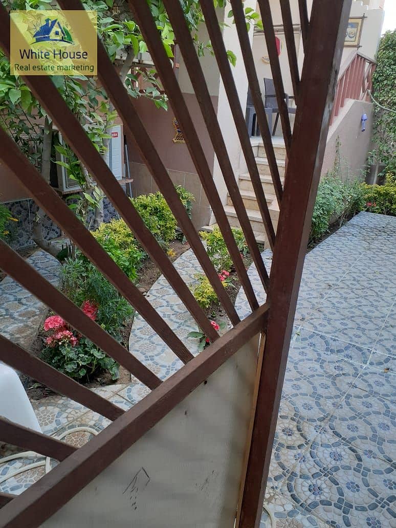 12 ef0fa7ea-3a39-430f-b489-153b916accaf. jpg