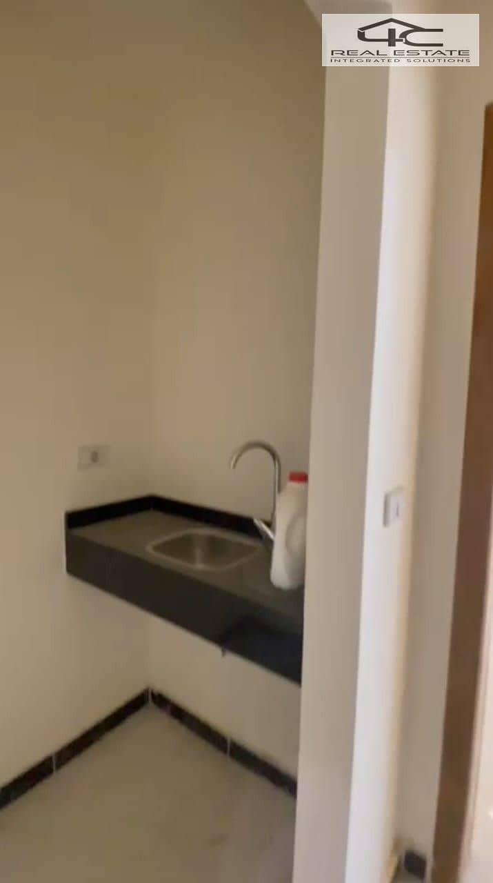 8 WhatsApp Image 2025-12-20 at 7.21. 00 AM. jpeg