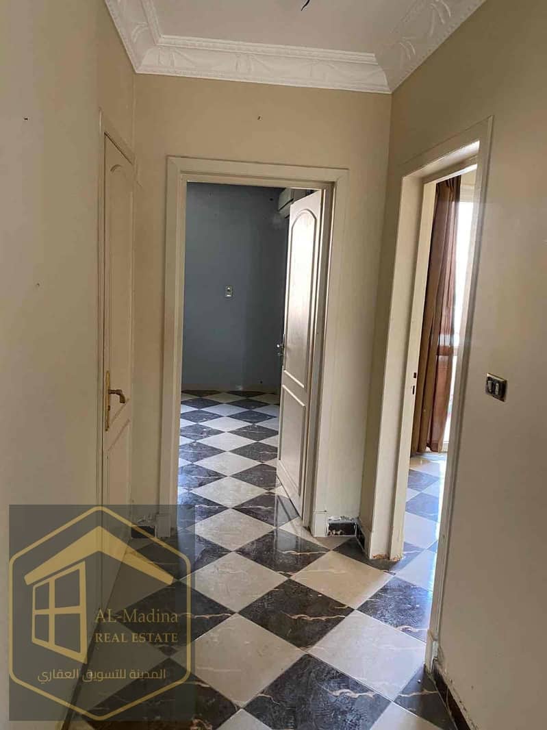 2 0be1428f-7577-4f8c-9ad5-45dfa902a4b6. jpg