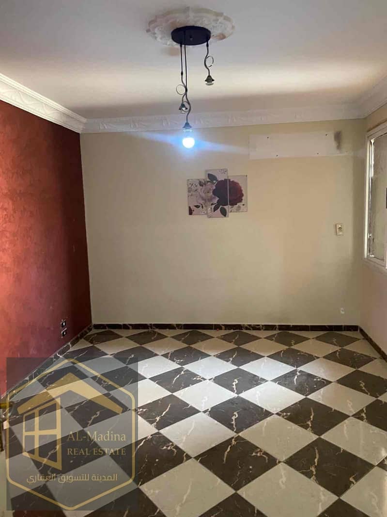 4 8b5045e0-3f8d-4f0e-b485-3f5d38559f53. jpg