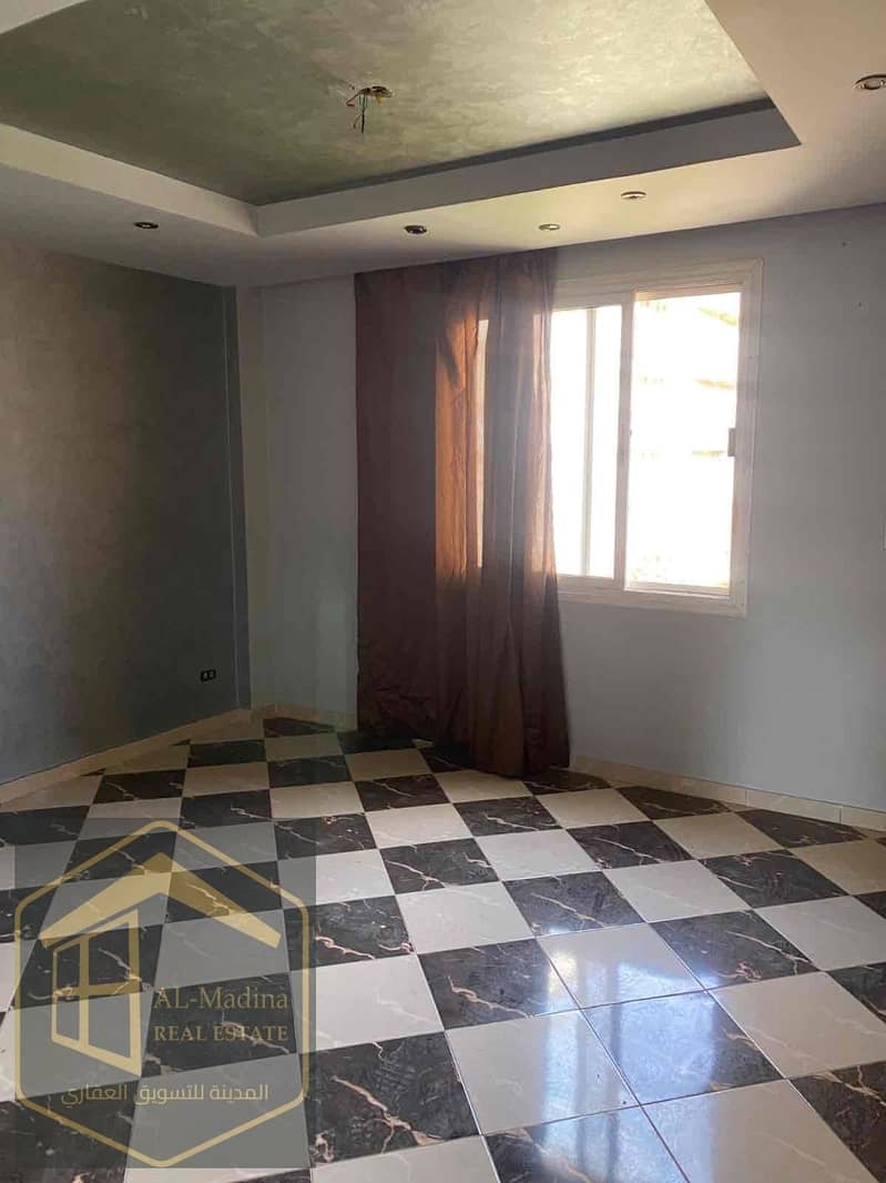 6 4359e16d-cf80-48c5-8cb6-b286fb1df7c8. jpg