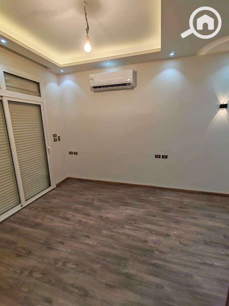 3 WhatsApp Image 2025-10-06 at 10.41. 42 AM. jpeg