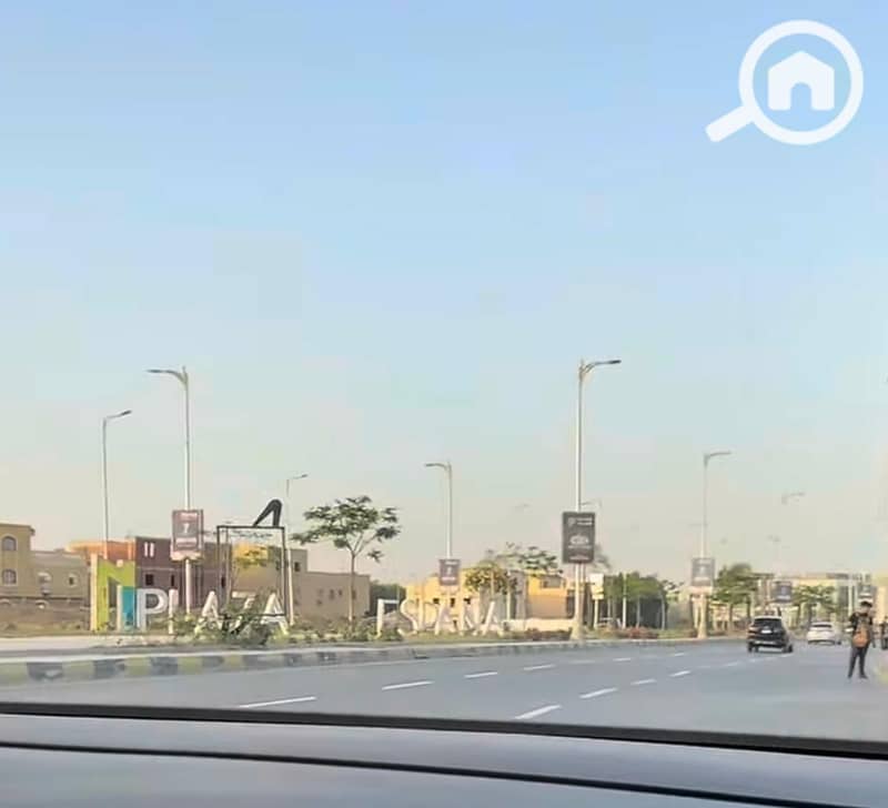 16 40442e11-7e23-44ff-a72b-740d5857a2cb. jpg